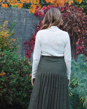 Load image into Gallery viewer, Thyme Turtleneck