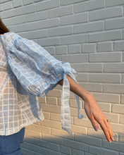 Load image into Gallery viewer, Hyacinth Blouse
